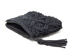 Macrame clutch with tassel black